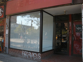 Monton Window Gallery